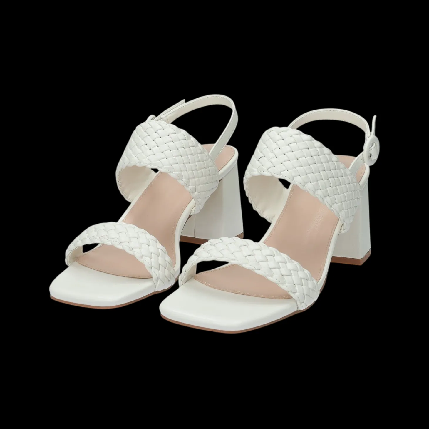 Sandali intrecciati. Tacco alto 10cm