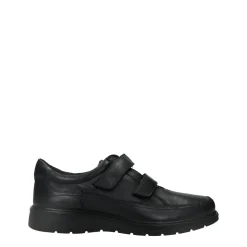 Sneakers con chiusura in velcro. Tata Soft