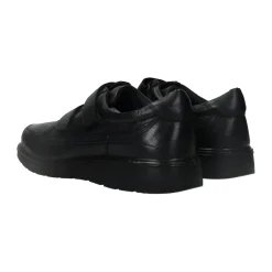 Sneakers con chiusura in velcro. Tata Soft