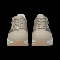 Sneakers con zip laterale.Tacco alto 3 cm