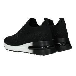 Sneakers in tessuto. Tacco alto 5 cm