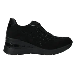 Sneakers in tessuto. Tacco alto 6 cm