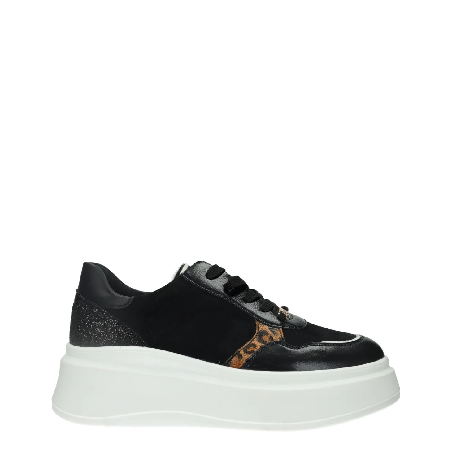 Sneakers platform. Tacco alto 5cm