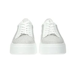 Sneakers ricoperte da strass. Tacco alto: 5 cm