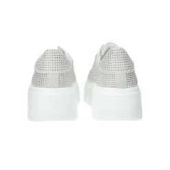 Sneakers ricoperte da strass. Tacco alto: 5 cm