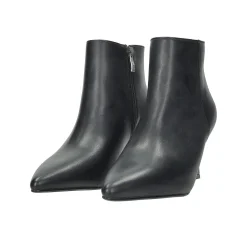 Stivaletti a punta. Tacco alto 7cm