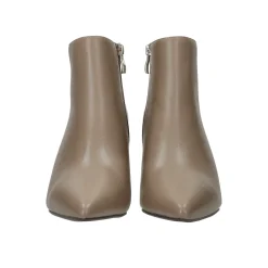 Stivaletti a punta. Tacco alto 7cm