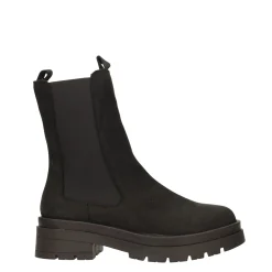 Stivaletti chelsea con suola carrarmato. Tacco alto 5cm