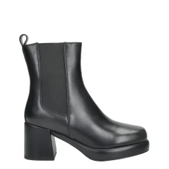 Stivaletti con bande elasticizzate. Tacco alto 7cm