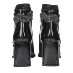 Stivaletti con inserti in strass.Tacco alto 7.5cm