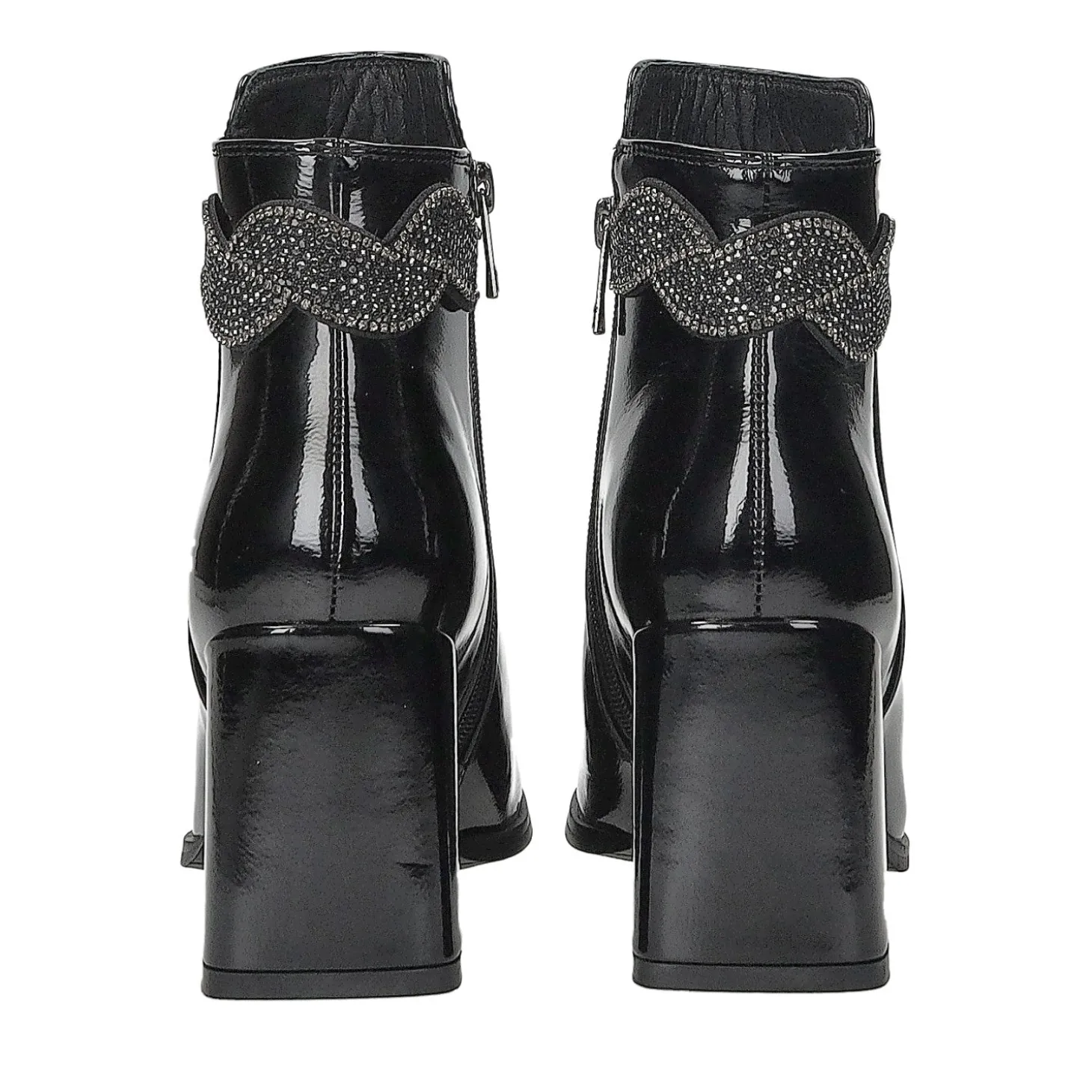 Stivaletti con inserti in strass.Tacco alto 7.5cm