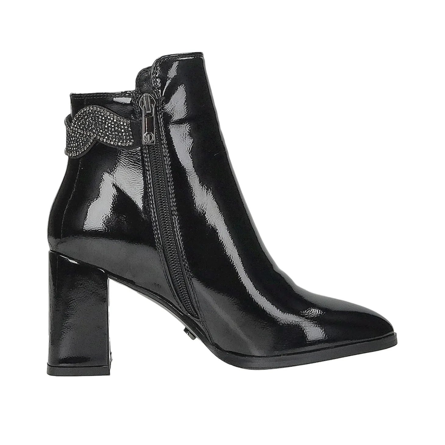 Stivaletti con inserti in strass.Tacco alto 7.5cm