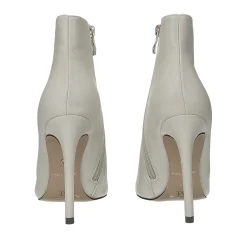 Stivaletti con inserto sulla punta. Tacco alto 10 cm