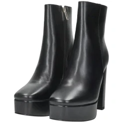 Stivaletti con punta squadrata e plateau. Tacco alto 12cm