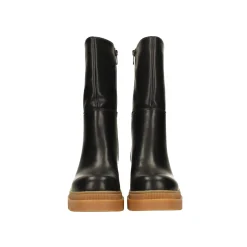 Stivaletti con suola in gomma a contrasto. Tacco alto 5.5cm