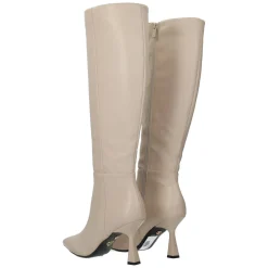 Stivaletti con tacco a rocchetto. Tacco alto 8cm