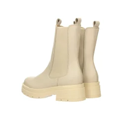 Stivaletti in vera pelle. Tacco alto 5cm