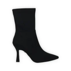 Stivaletti in vernice