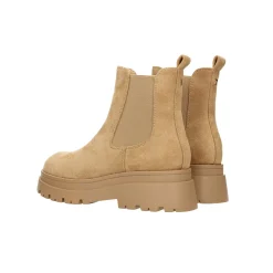 Stivaletti platform scamosciati. Tacco alto 5cm