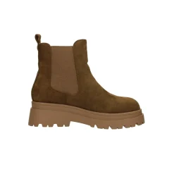 Stivaletti platform scamosciati. Tacco alto 5cm