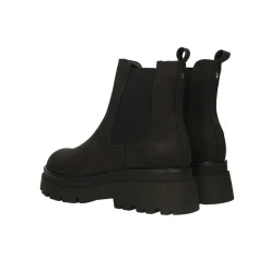 Stivaletti platform scamosciati. Tacco alto 5cm