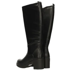 Stivali con punta tonda. Tacco alto 7cm