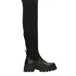 Stivali marroni con tomaia in tessuto elasticizzato. Tacco alto 5cm