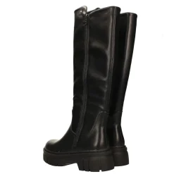 Stivali platform con suola in gomma. Tacco alto 5cm