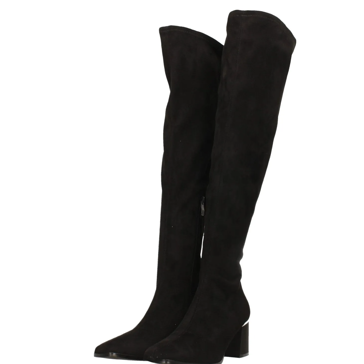 Stivali scamosciati con punta squadrata. Tacco alto 6cm