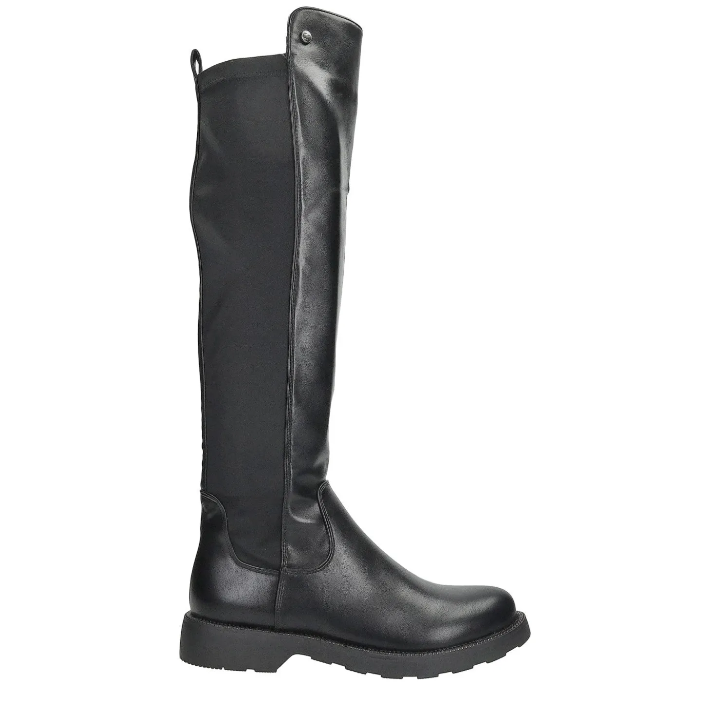 Stivali svasati. Tacco alto 2cm