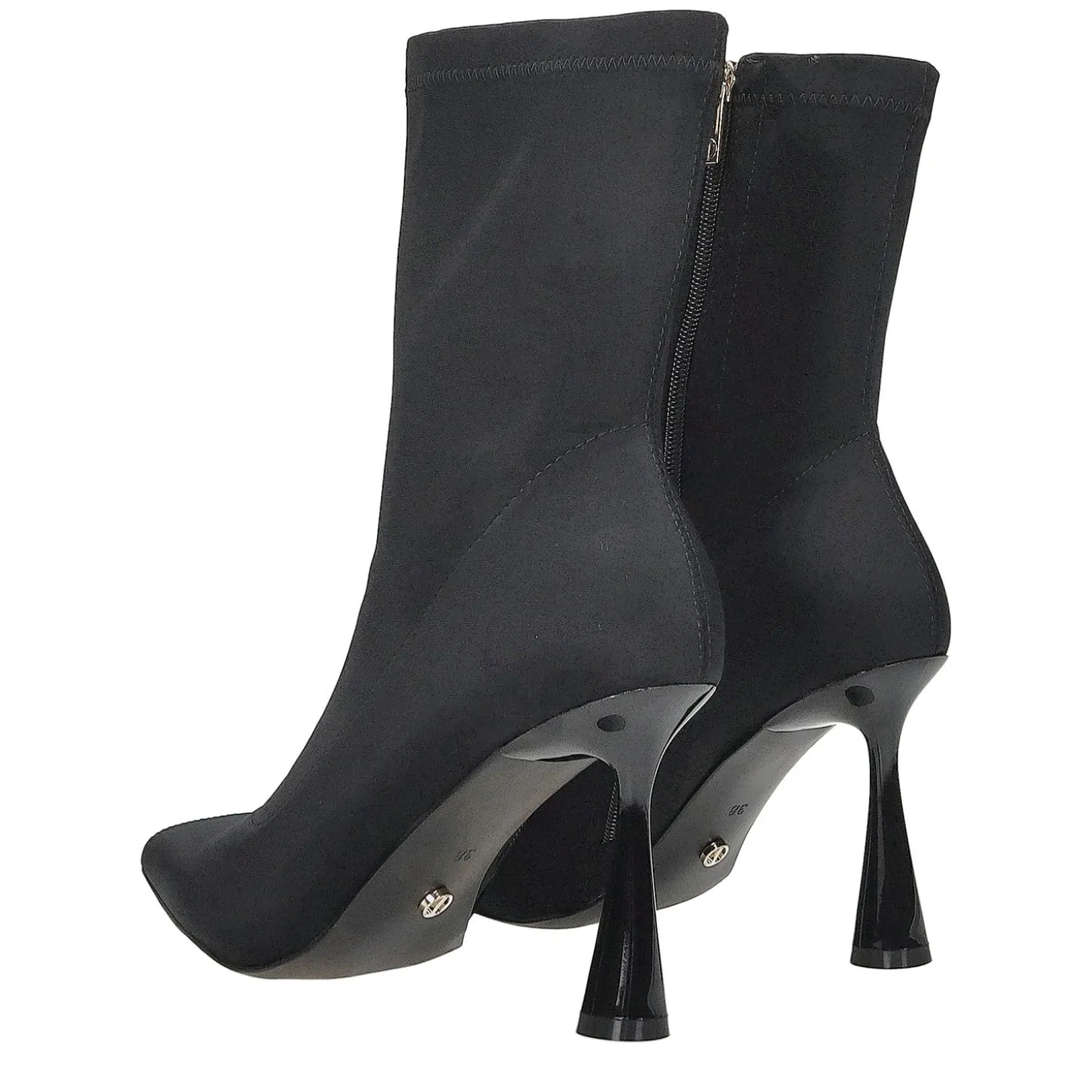 Tronchetto elasticizzato. Tacco alto 9cm