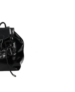 Zaino con patta di chiusura in vernice